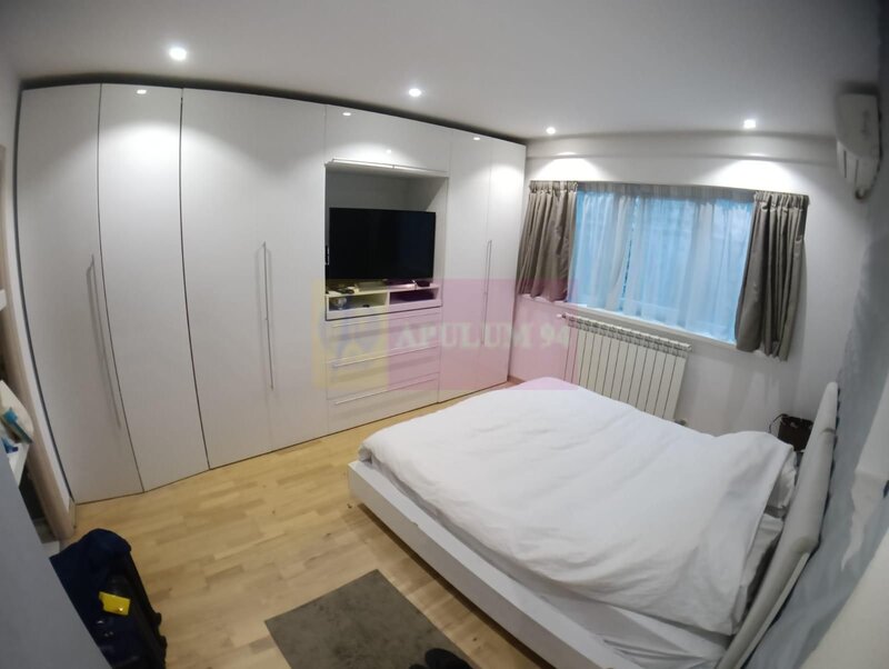 Apartament 2 camere pe bd Unirii, cu intrare din fata
